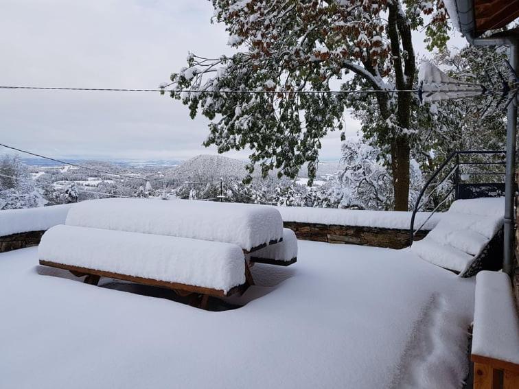 Chambre D'Hotes Aux Pays Des Sucs Saint-Hostien Экстерьер фото